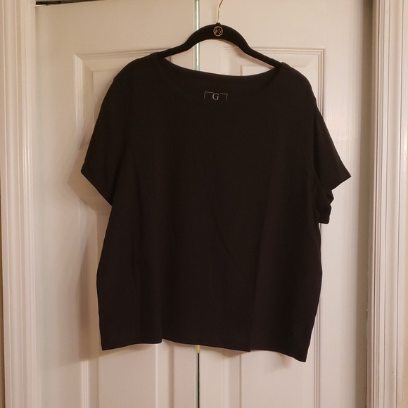 G by Giuliana Black Short Sleeve Tee - Picture 1 of 3